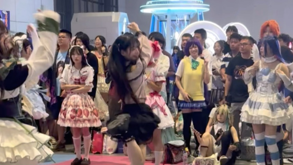 bw随舞！一碰到人群就激动这可怎么办