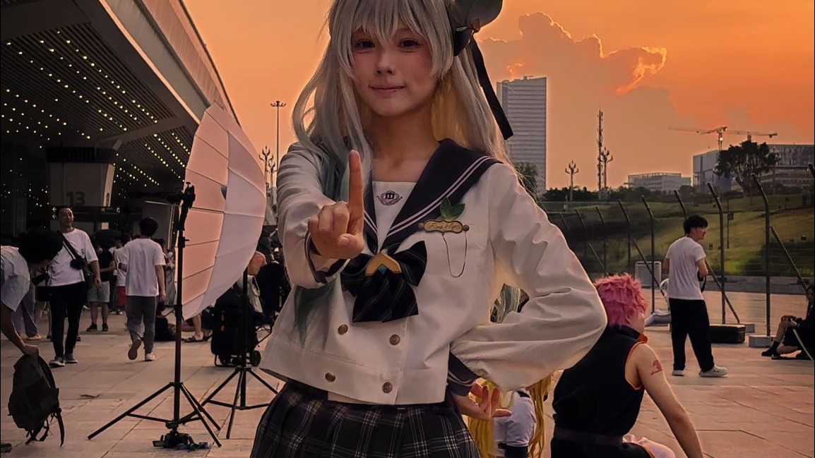 流萤JK你们要的完整版来了！/奶油苏打和冕形灯