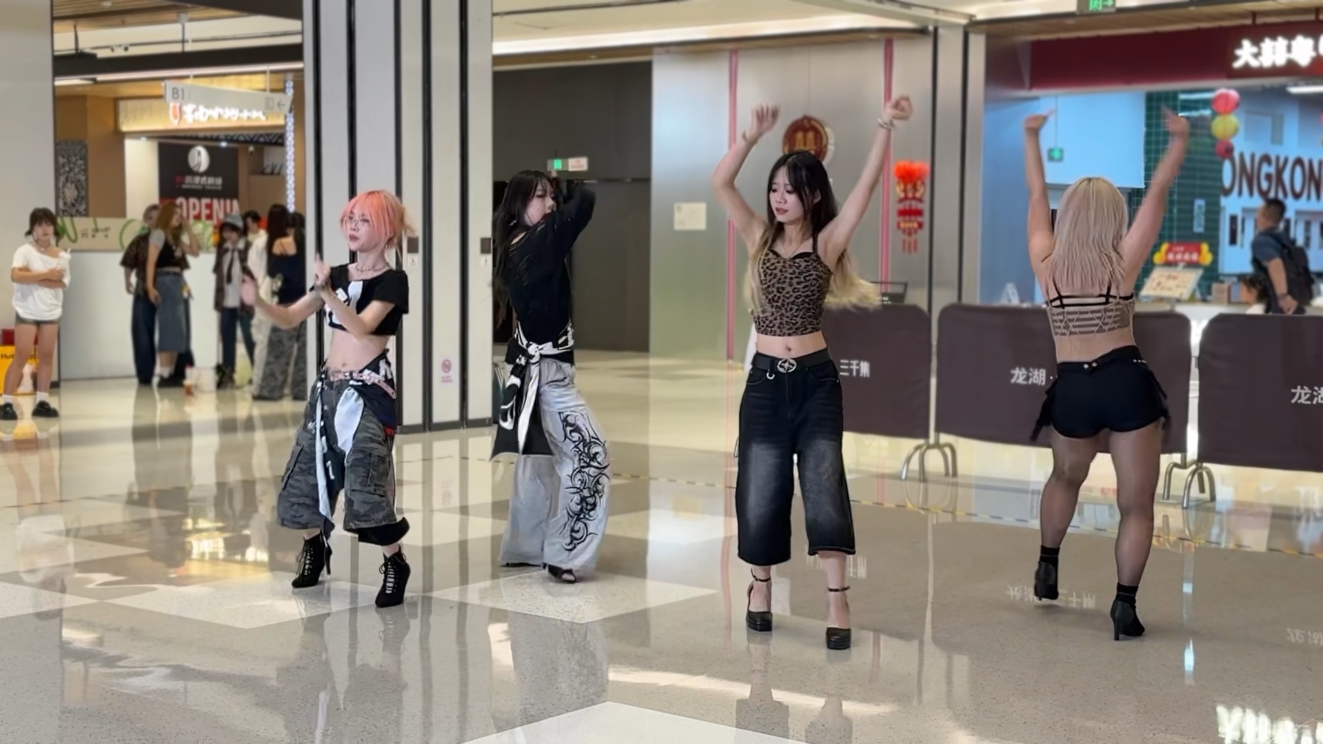 高跟鞋跳街舞 脚硬