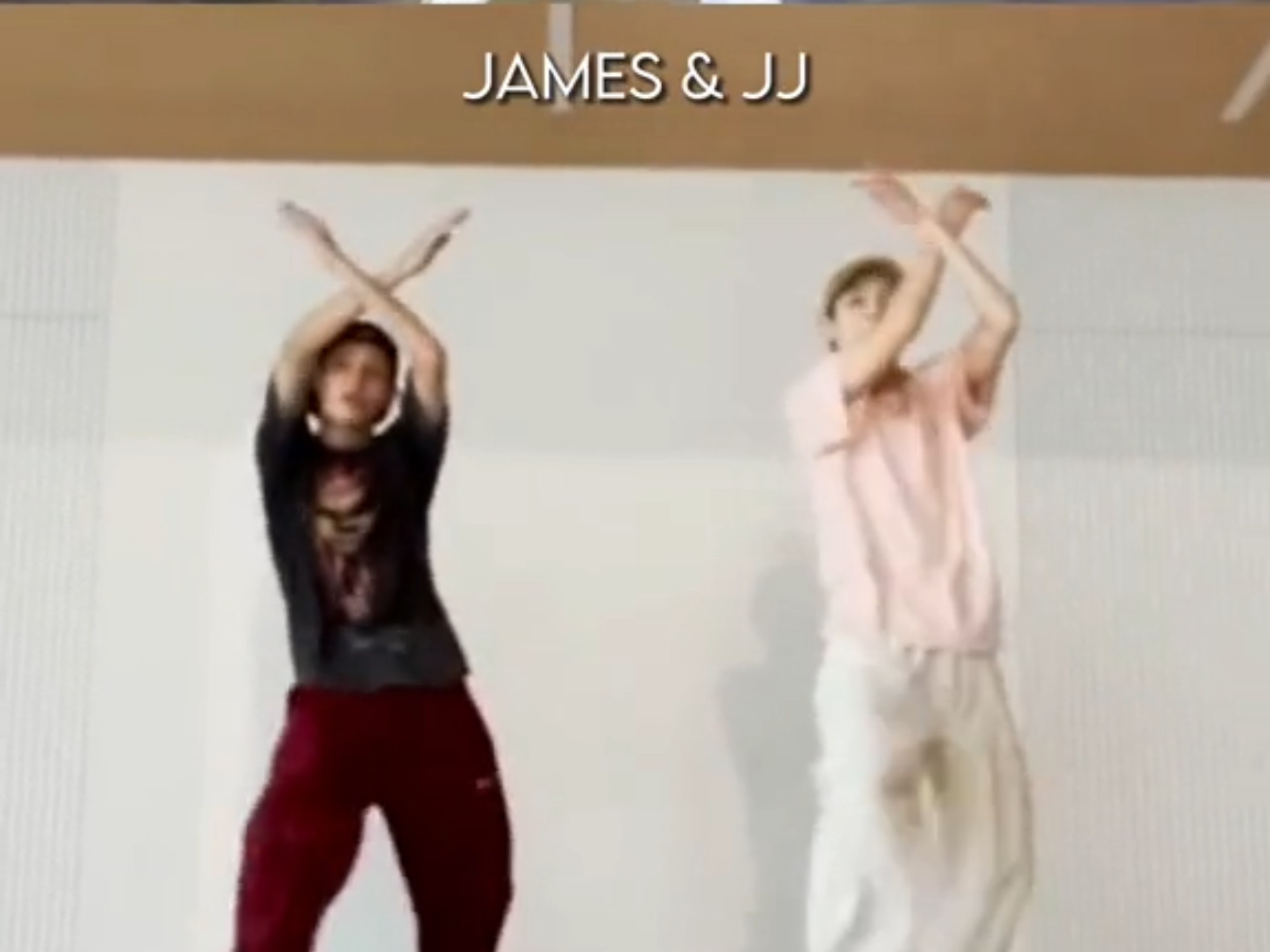 【james&JJ】与编舞师版本跳舞对比