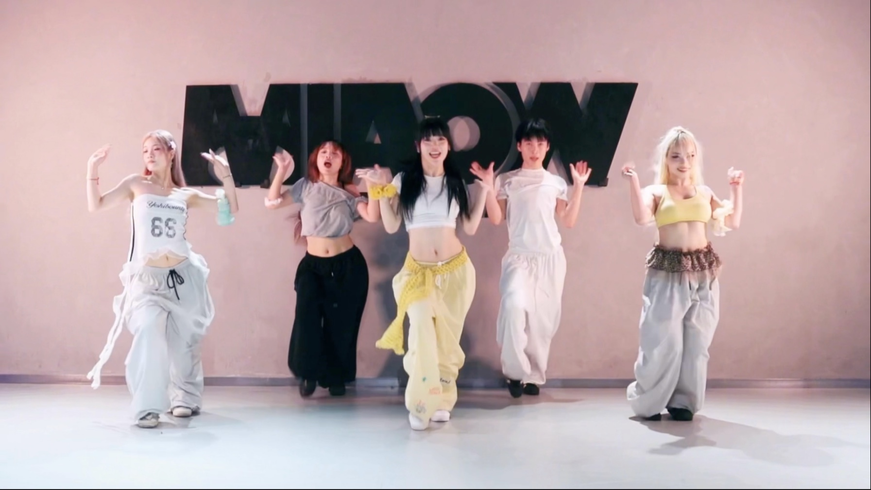 美美桑内｜沈佳润Onespot（拿这歌主打吧！）