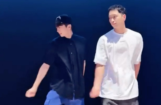 【张祐荣&黄灿盛】韩国solo单曲Simple Dance回归 Challenge 