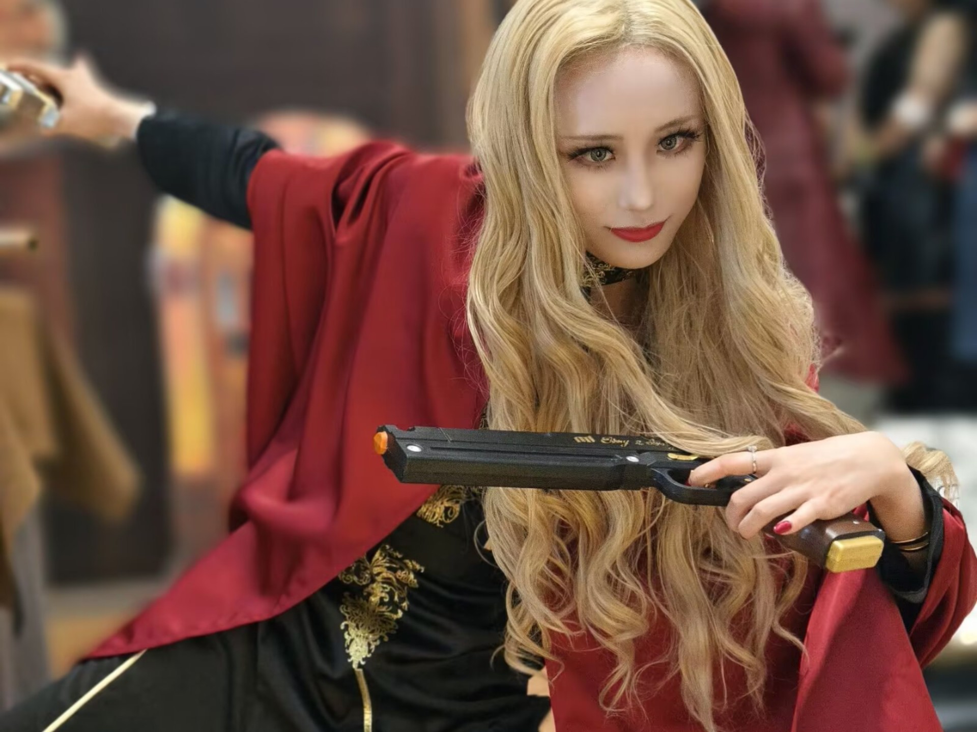 妈妈你从隔壁魔女剧组回来啦？