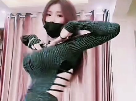 【狂欢风中血】最新视频来袭，快来看看吧！