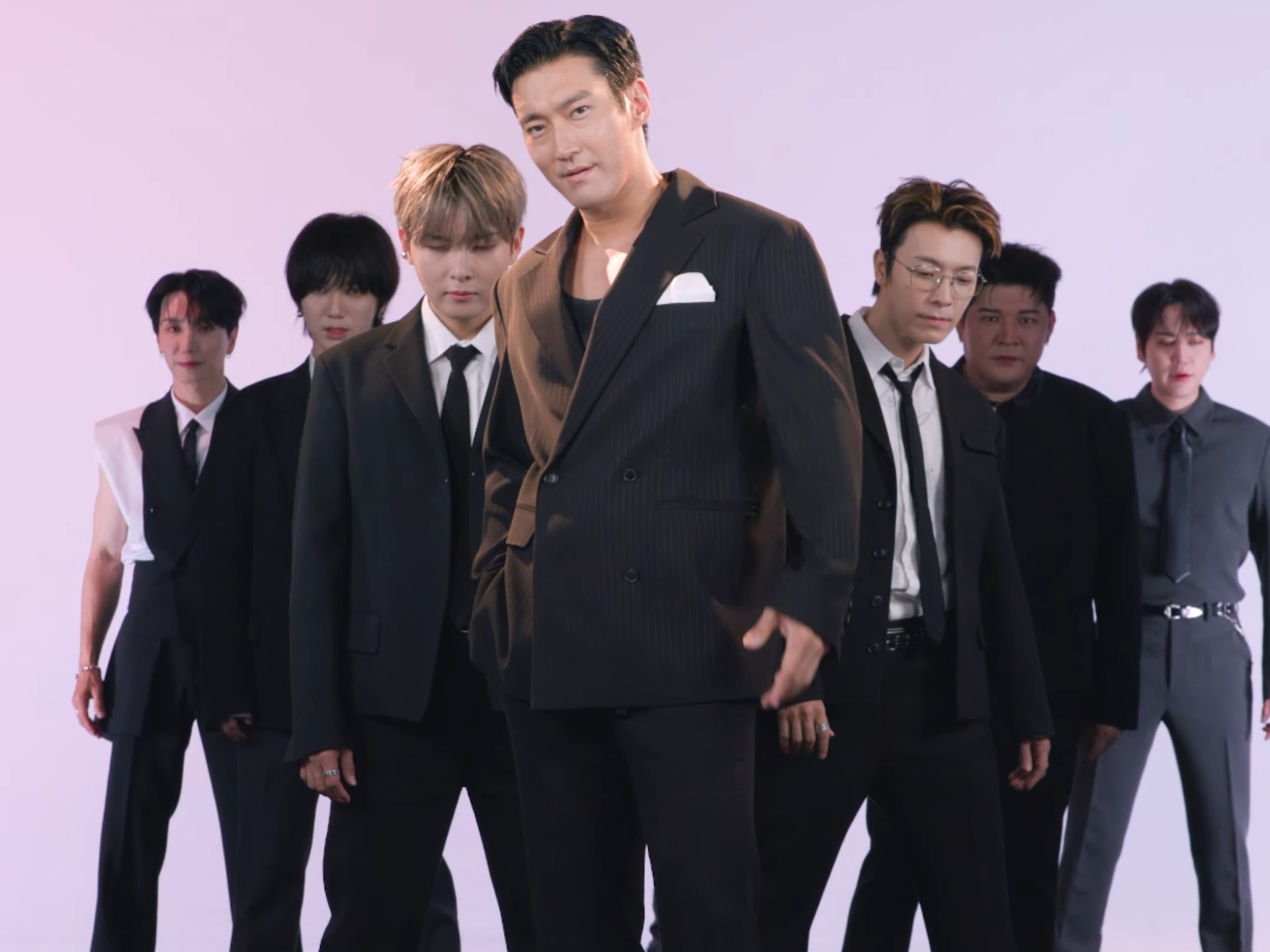 [4K]250713Super junior出道20年首个官方舞蹈接力视频公开l2