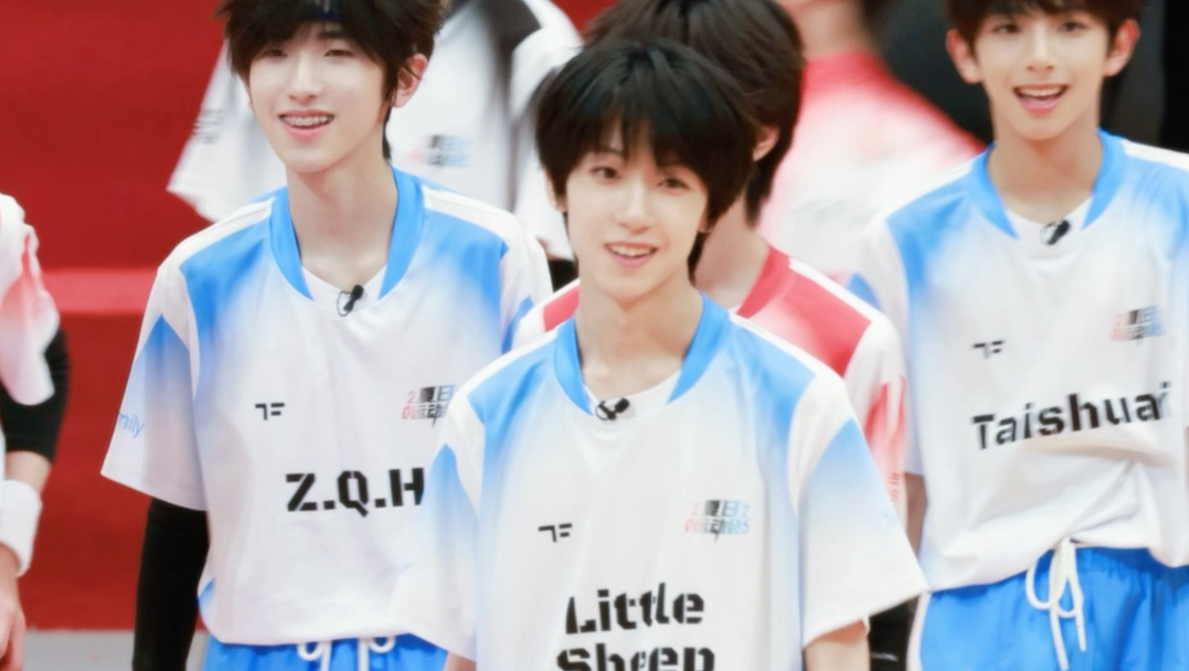 【杨博文】【TF家族】运动会随机舞蹈《Thunder》