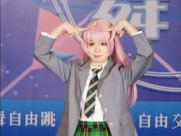 重生之千早爱音不弹吉他 去当小偶像！「アイドル」