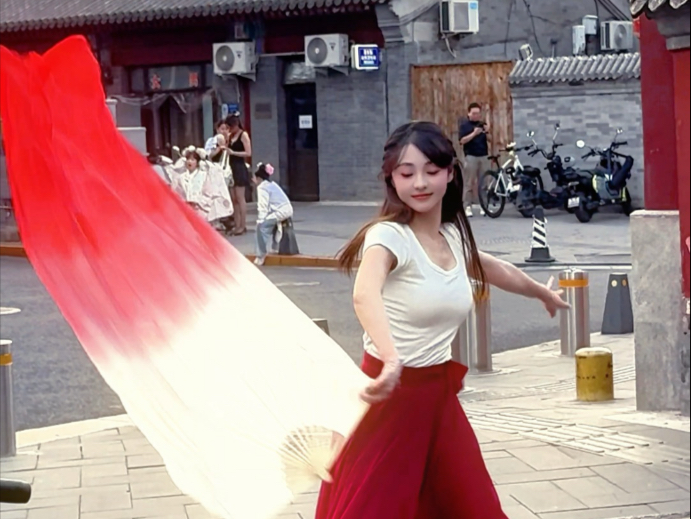 生在红旗下 长在春风里#光亮 #国风古韵 #9月3日抗战胜利纪念