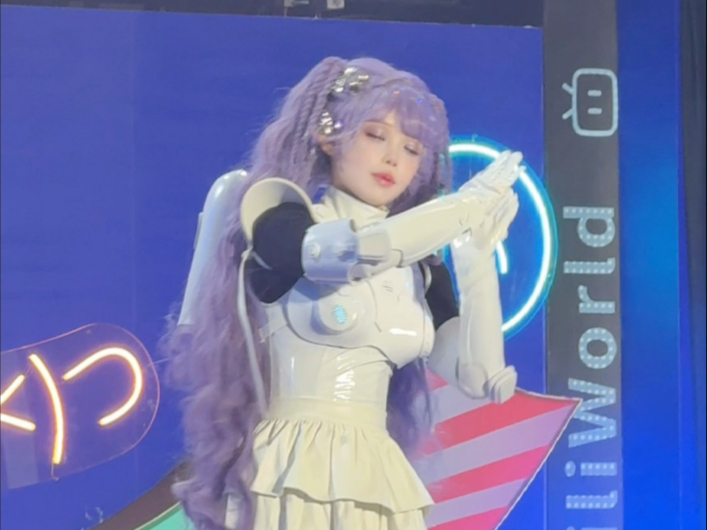 BW主舞台芭比机械舞直拍《日不落》