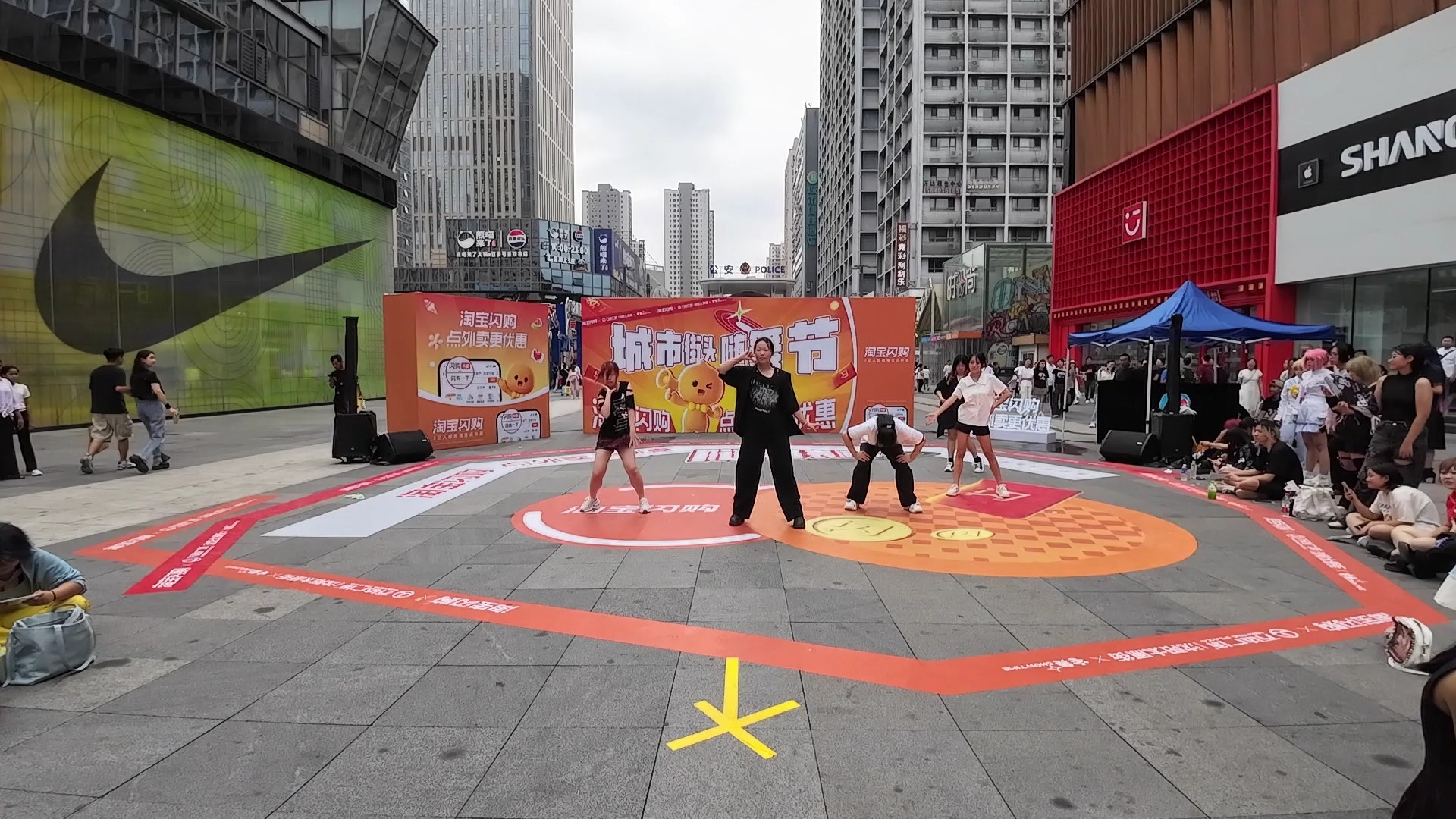 824沈阳太原街万达随机宅舞上半场