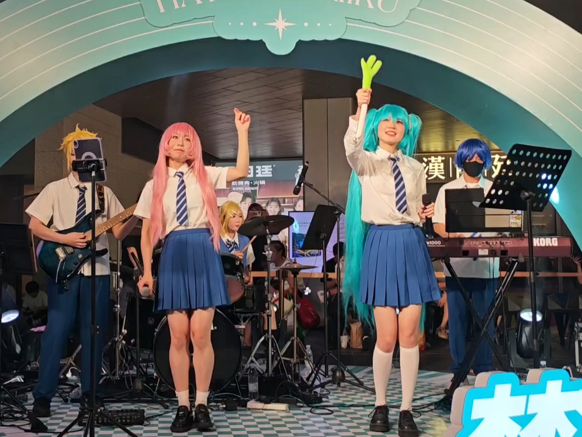 主唱太像人机了（赞美）《甩葱歌》演出翻唱【Smiling女子乐队】