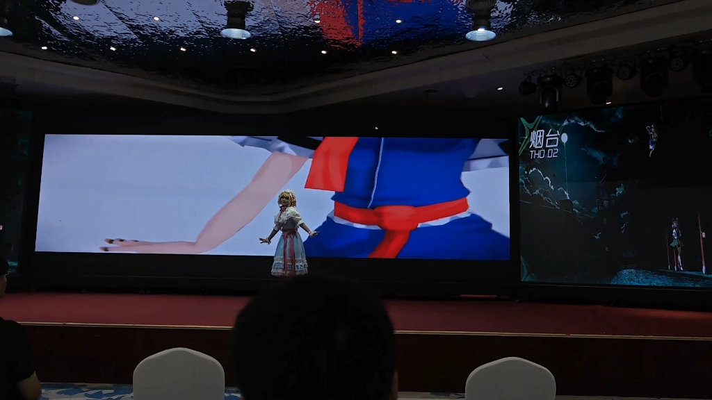 【烟台tho】出了网络偶像爱丽丝表演成名曲www