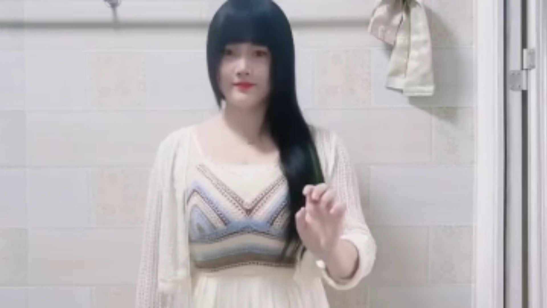微胖甜妹