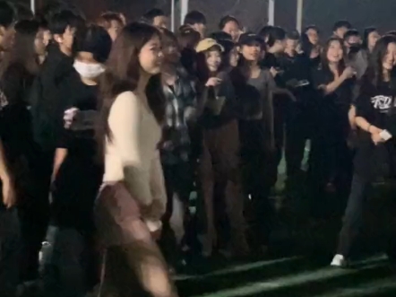 【岭南师范学院】操场上最美的女孩