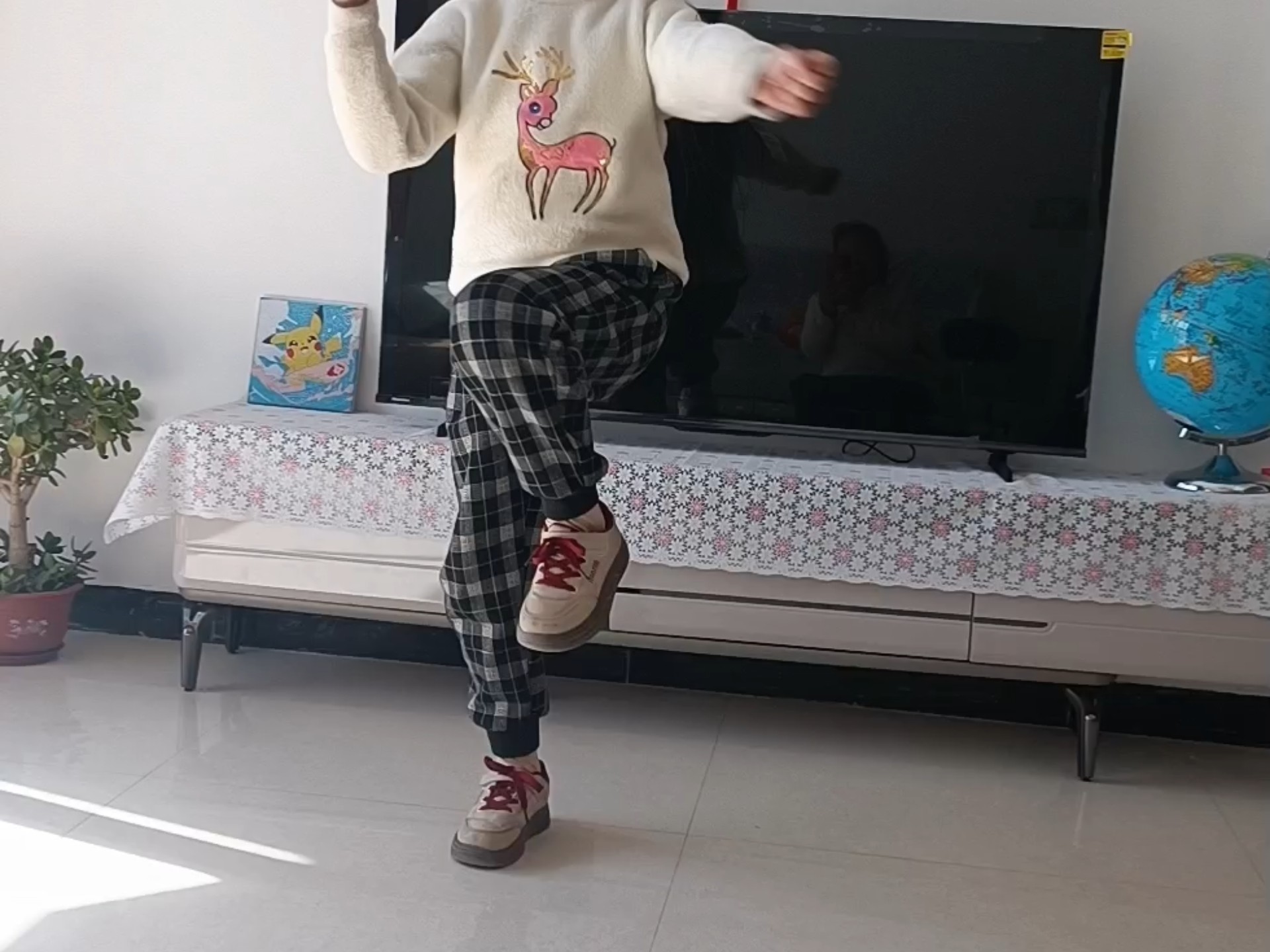 再跳一段《哪吒》