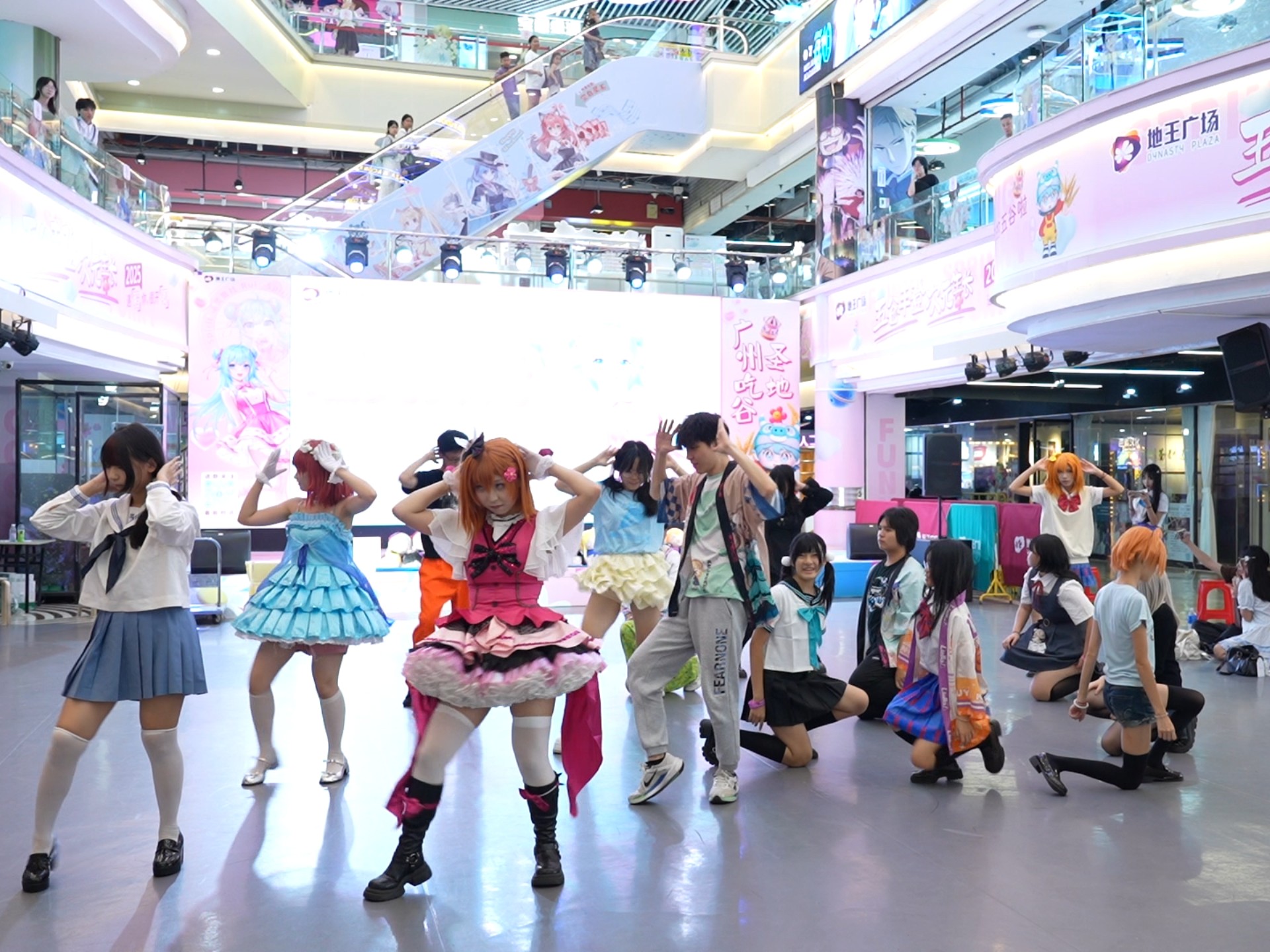 《Daydream Warrior》7.31地王广场现场随舞