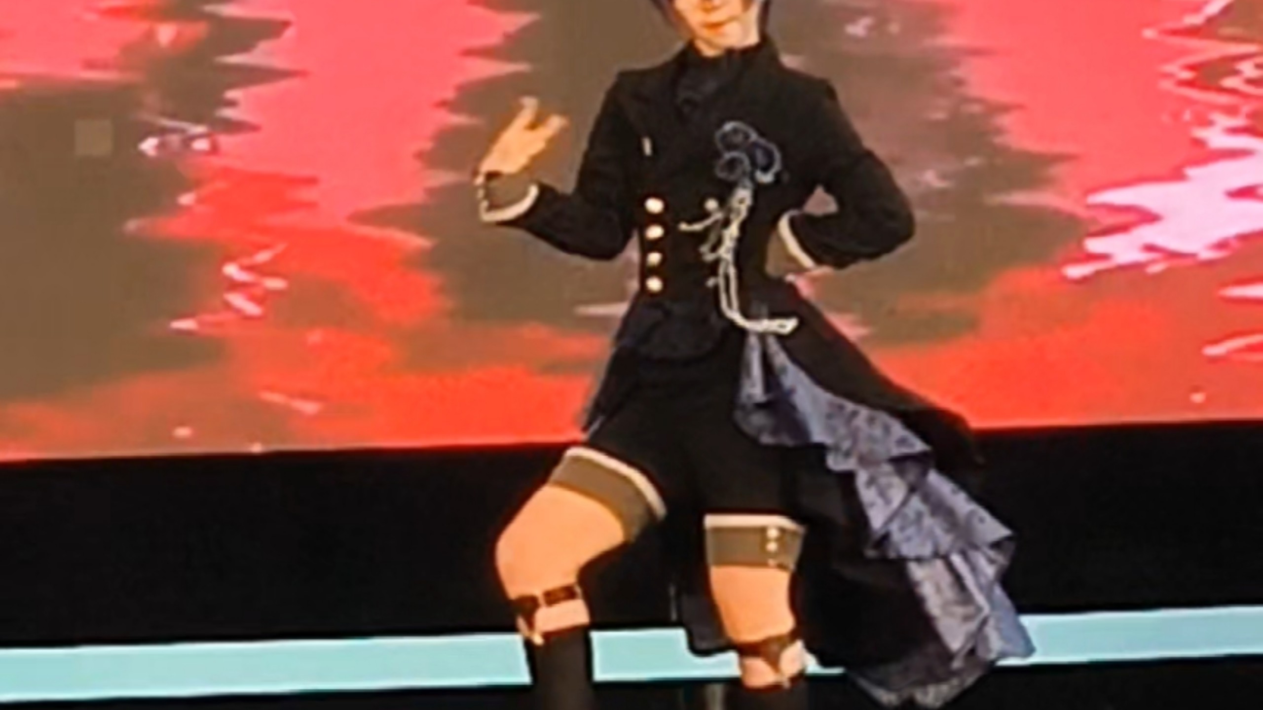 大概就是出夏尔哥跳不知醉结果第一个拍子就没卡上吧（这种事情