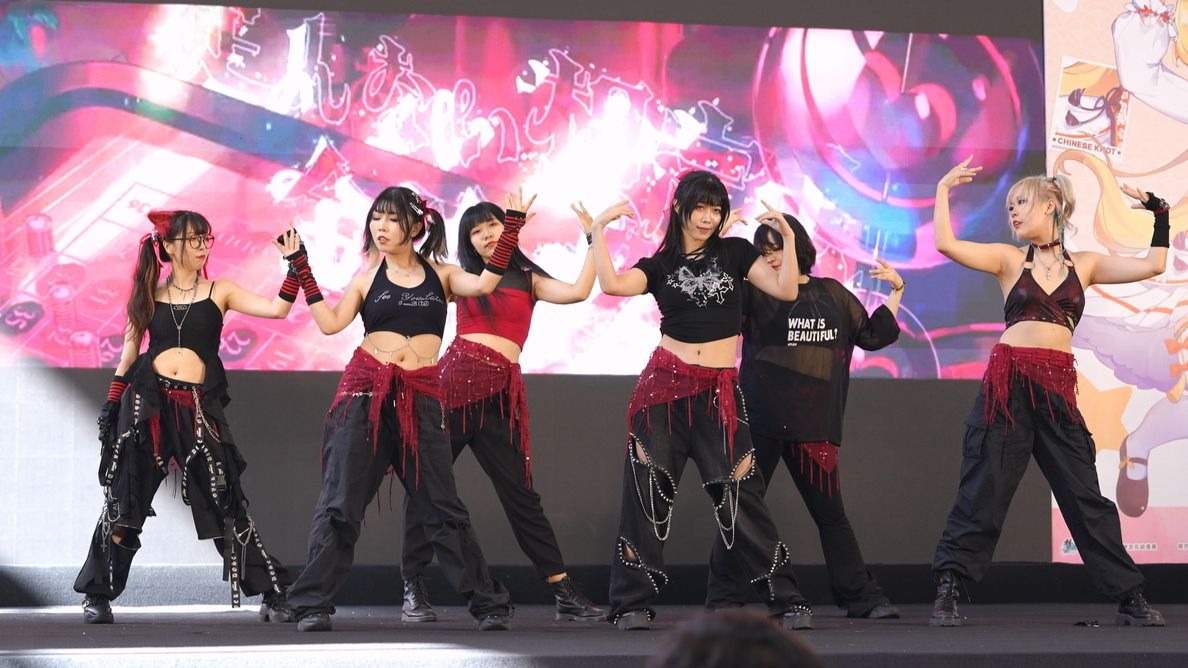 【梦次元M32才艺大赛】黎明萤火-孤注一掷（Desperate）【自视角