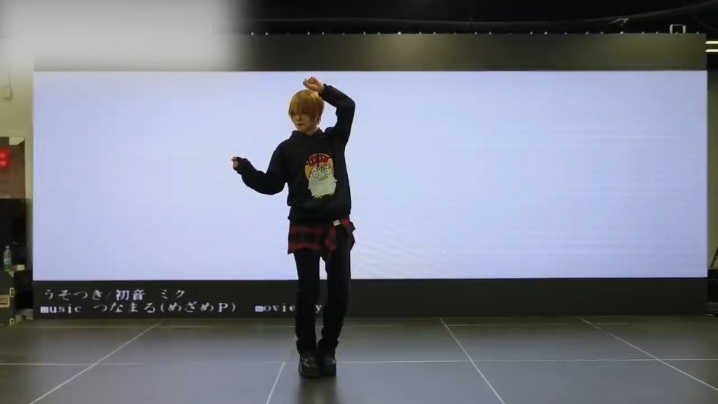 【Z4】沙正国女朋友翻跳《说谎家》2