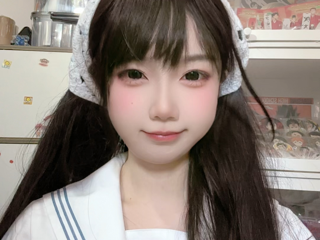 甜妹简单手势舞