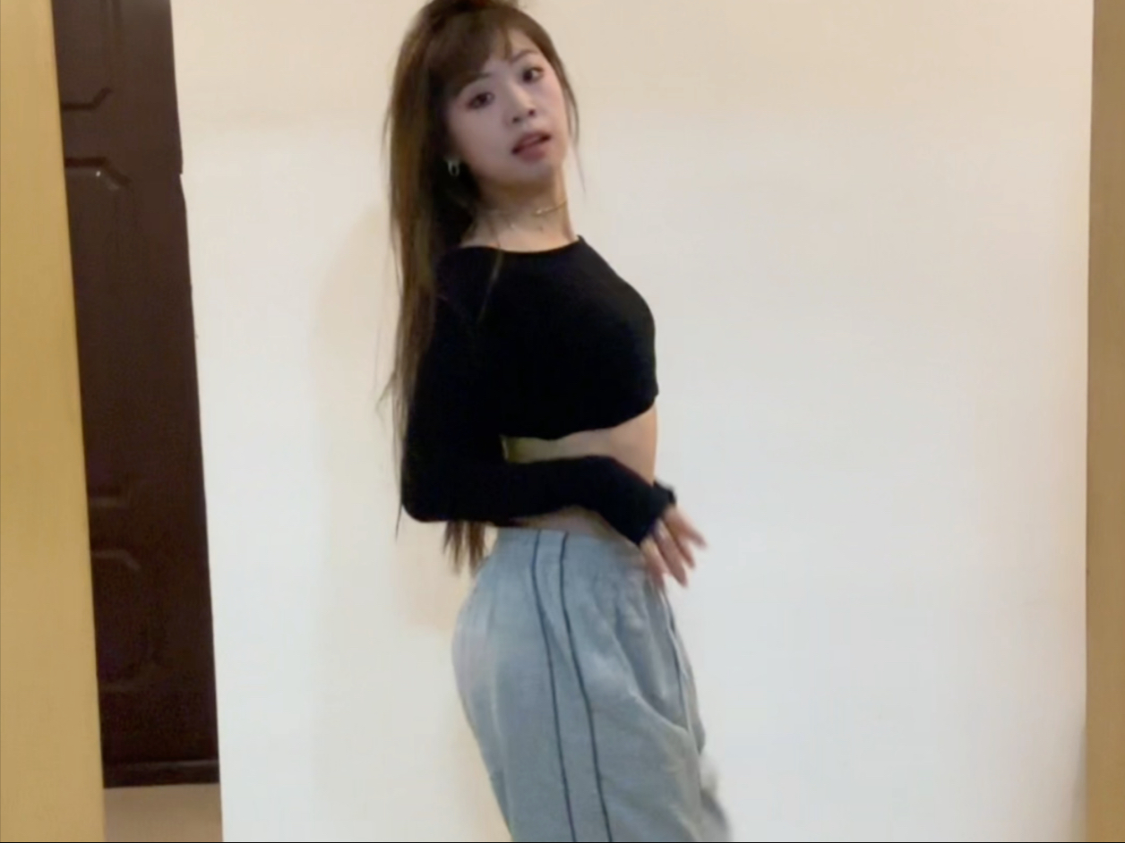 很有氛围感的一支舞蹈哦