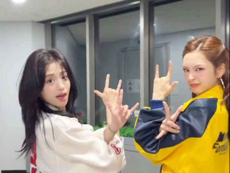 ahyeon x chiquita《HOTSAUCE》challenge