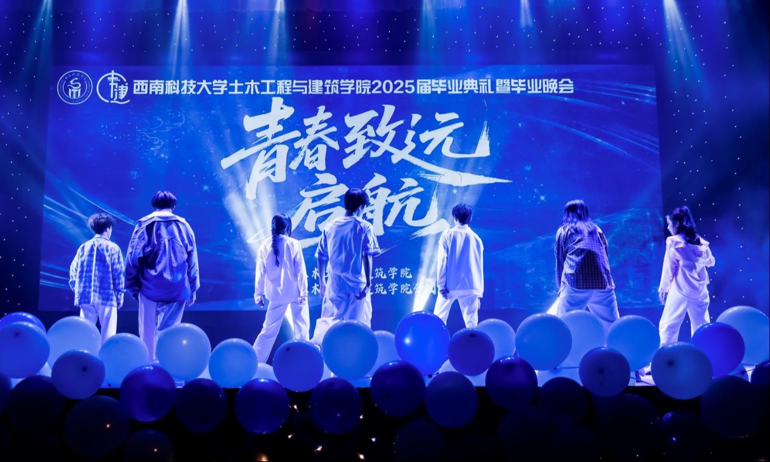 Boy With Luv好适合毕业典礼！青春洋溢的感觉虽然才大一  下次