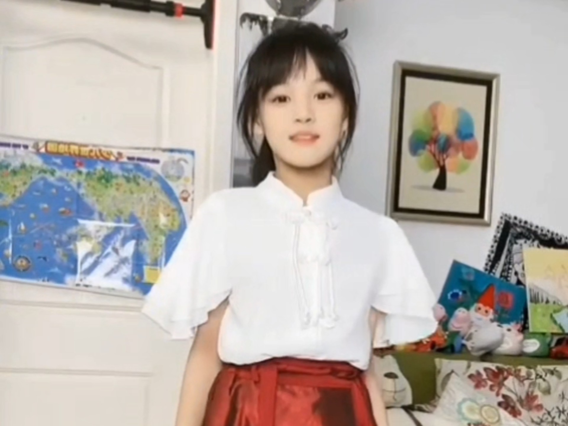 刘家有女初长成—刘雨萱的马面裙系列