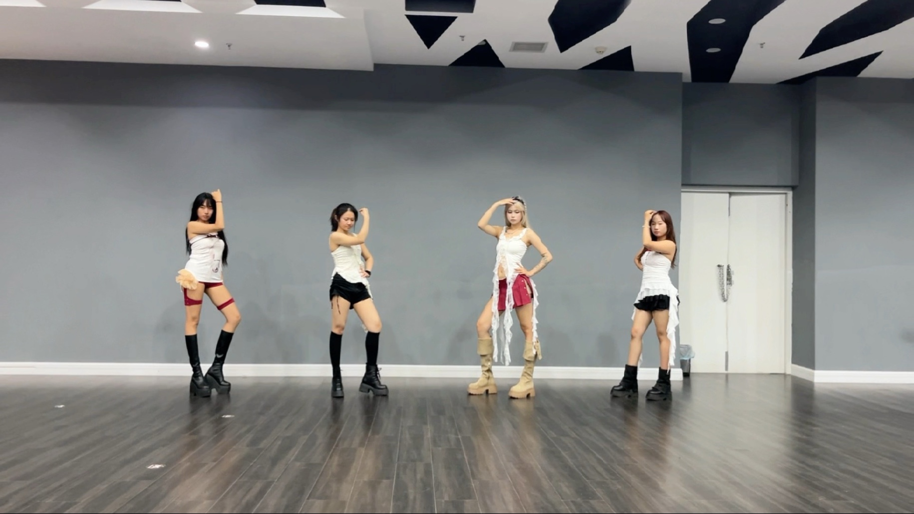 迟到的《jump》练习室版 高质还原改编版