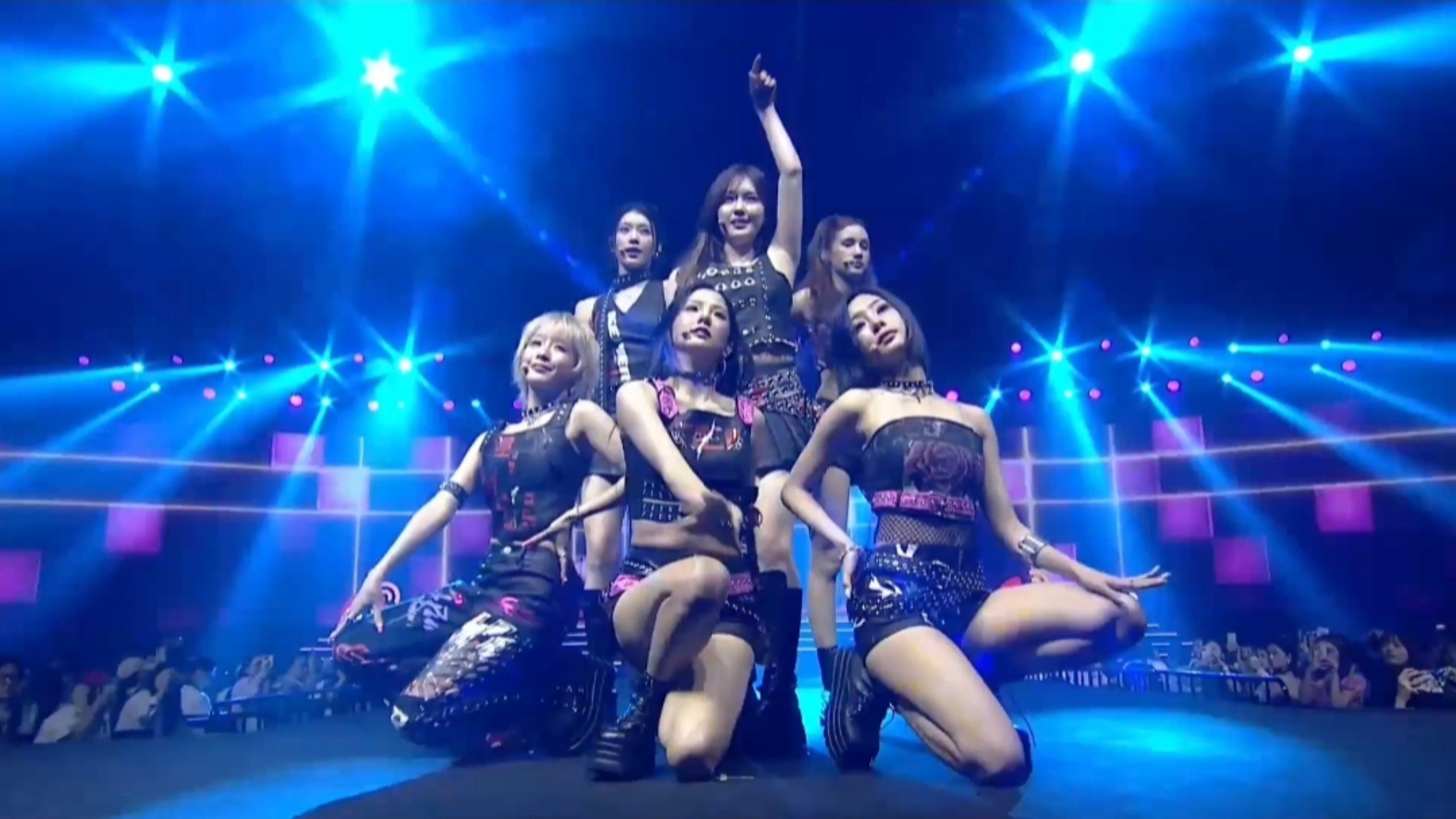 【Kep1er】Intro+WA DA DA舞台 微博文化交流之夜in泰国 2508