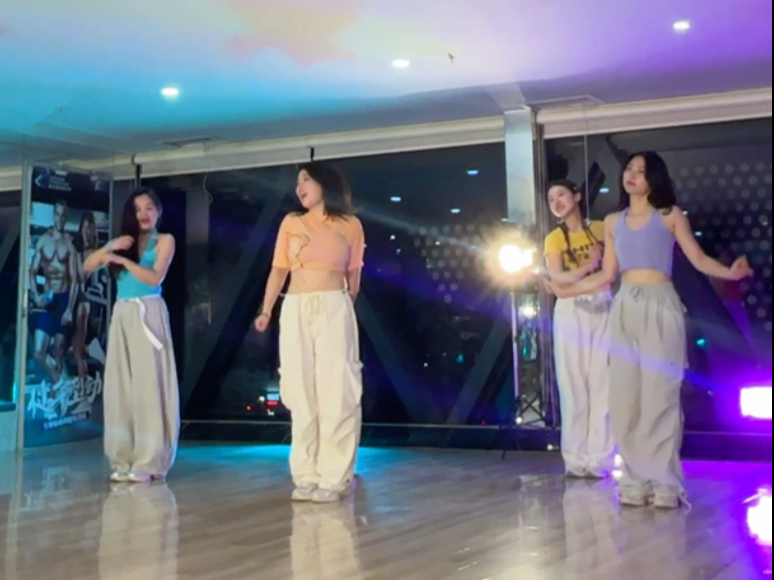 【Wendy Fu】Curiosity编舞翻跳 结课花絮6