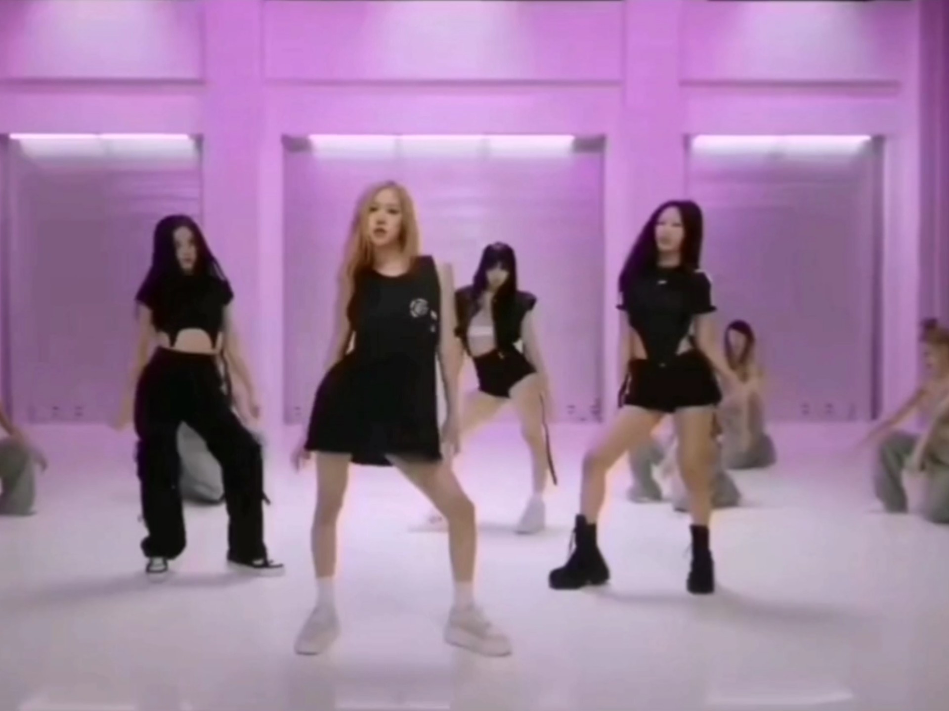 自存 blackpink-shutdown，扒舞用