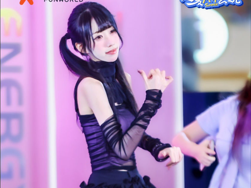 【怡怡】ive的仙曲终于有人路演了？！ive accendio张元英位路演