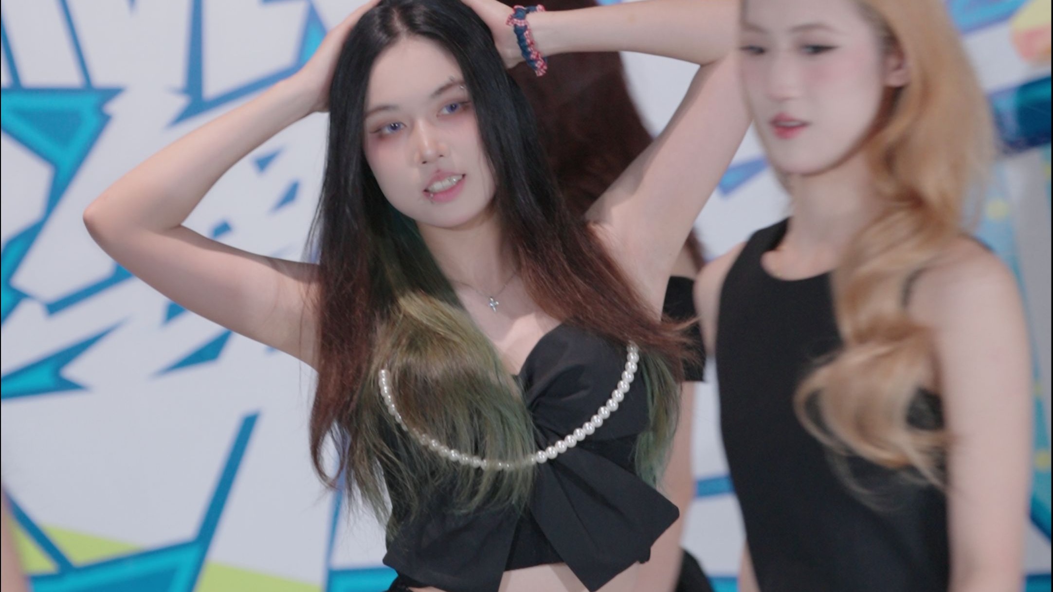 【】2025.08.17 路演组A9彩排《Moonlight Sunrise》JJ随舞 i