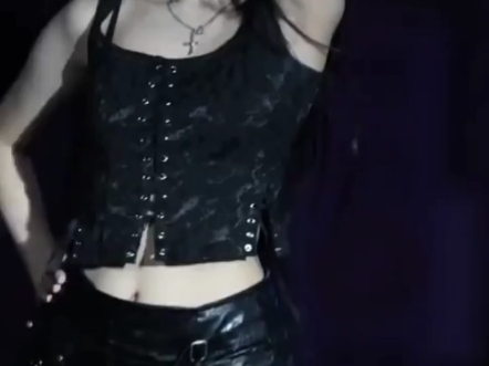 白知宪拥有一副好身材啊