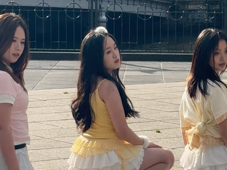 今天不问爱 今天跳Likey