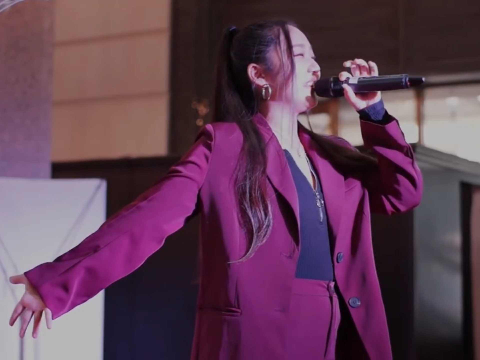 HANA主唱CHIKA《This Is Me》路演cover