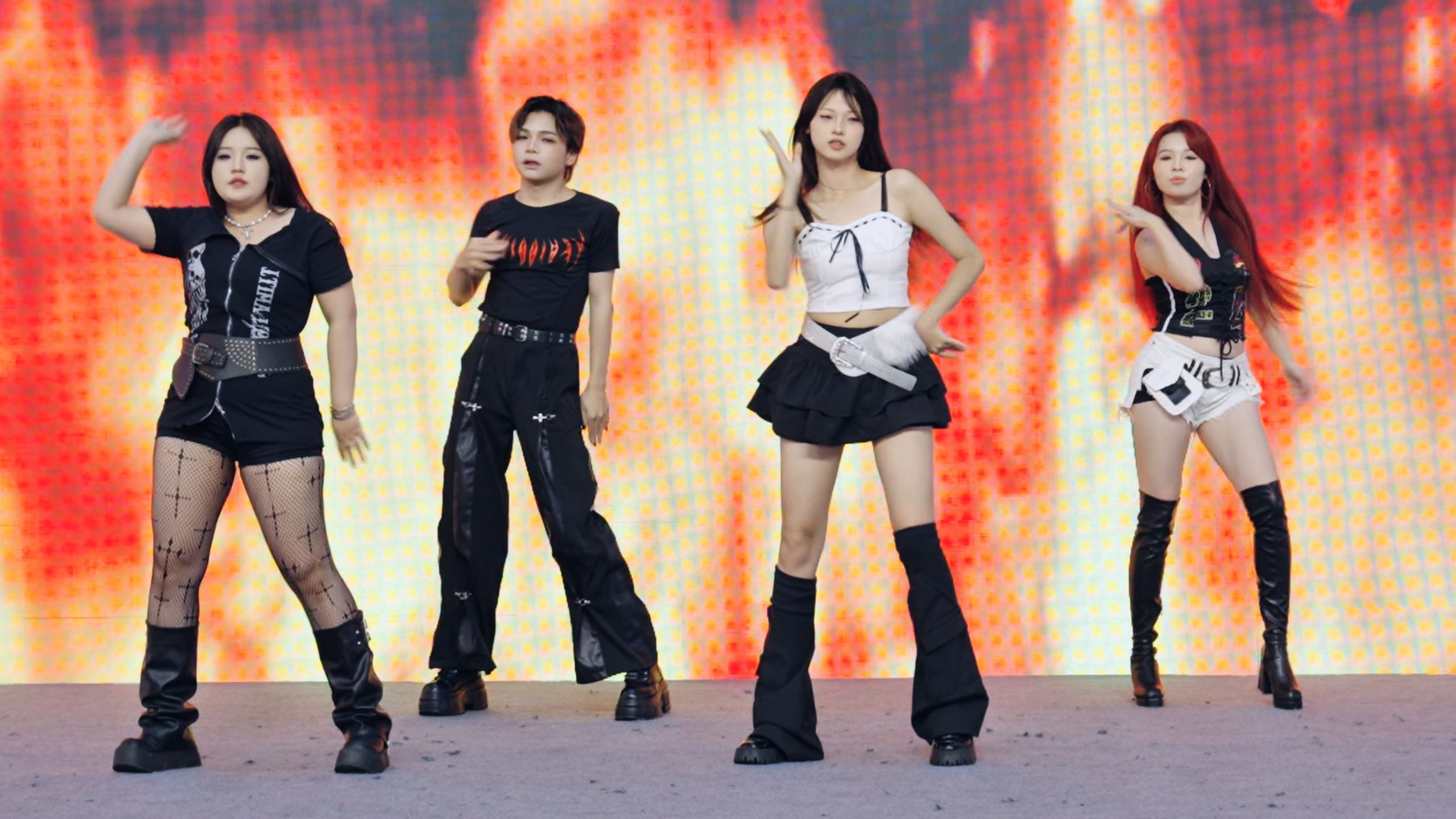 Playing with fire-250801【詸糕×脆脆薯角】kpop随舞