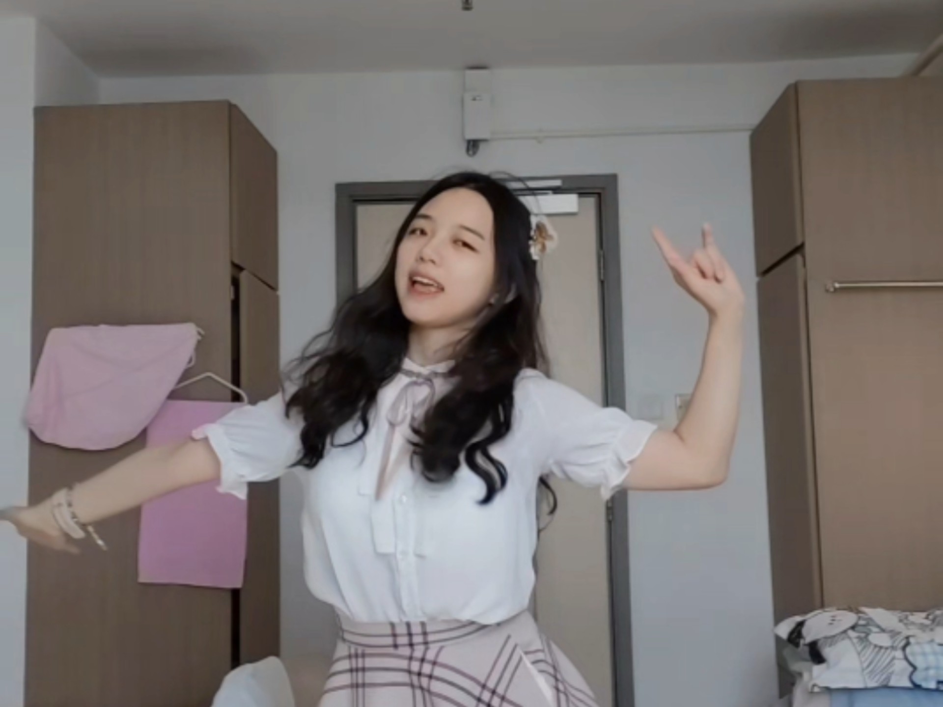 书记舞❤️宿舍乱跳致歉～