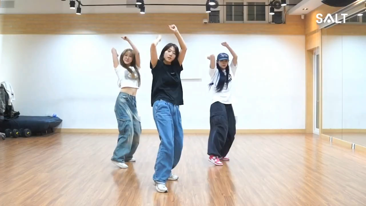 【朴信惠】见面会舞蹈翻跳Like Jennie,Whiplash,Robel Heart