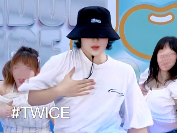 【TWICE】Strategy翻跳“hey boy 只需四步 我就可以捕获你的