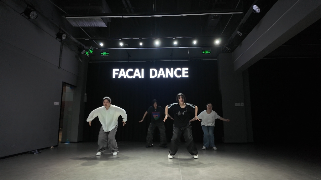 歇了二十天回到解放前，又是一次四肢不认识的黑怕hiphop课，KB《