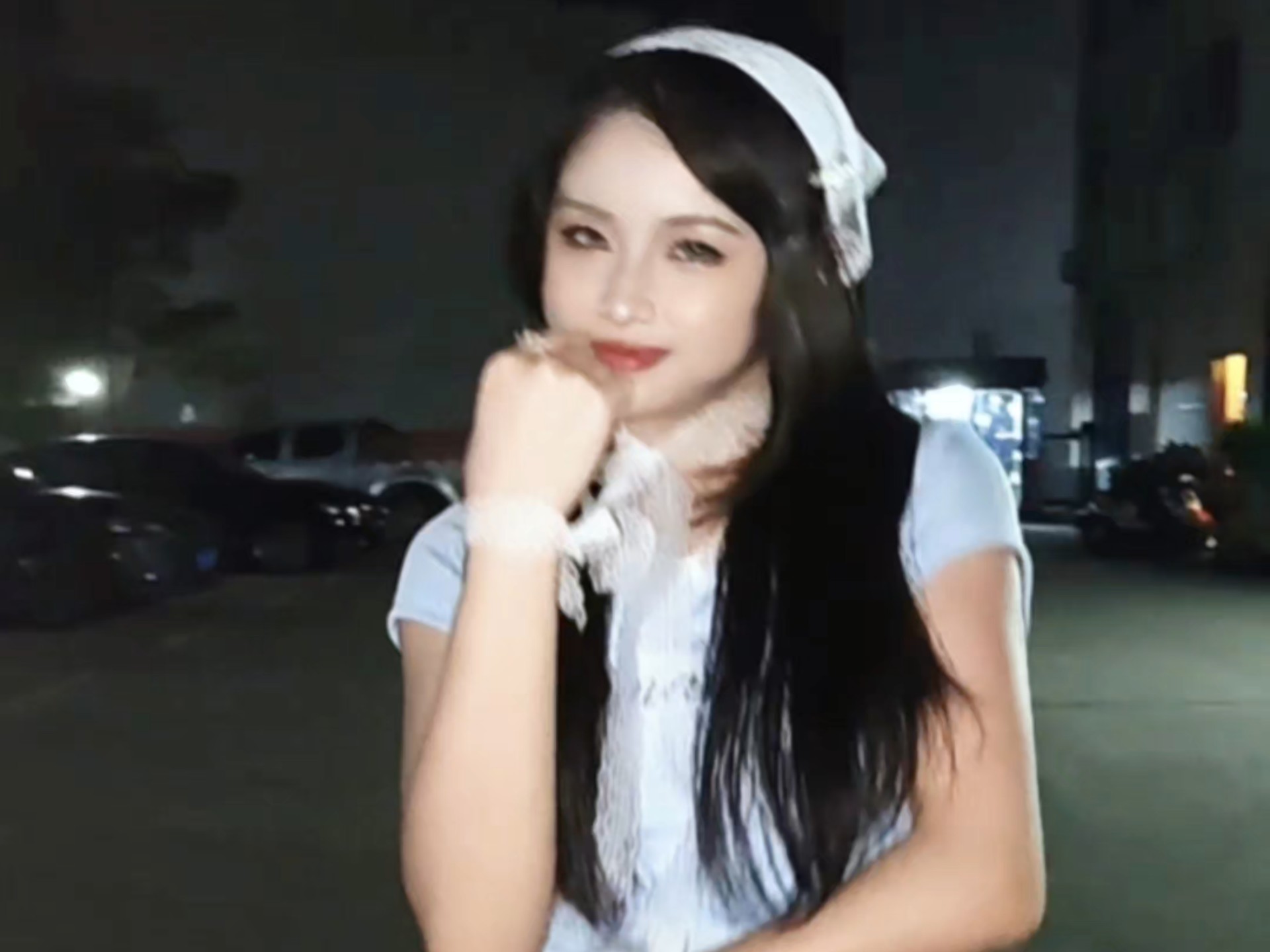 再不拿妹妹来运镜就要开学了