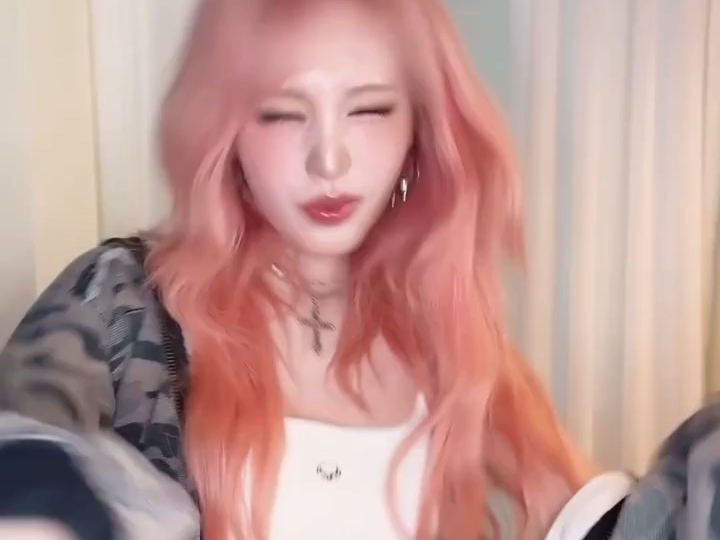 漂亮粉色粟子！《Be Alright》