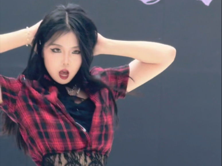 我的妈呀泫雅仿妆【troublemaker没有明天-泫雅位】