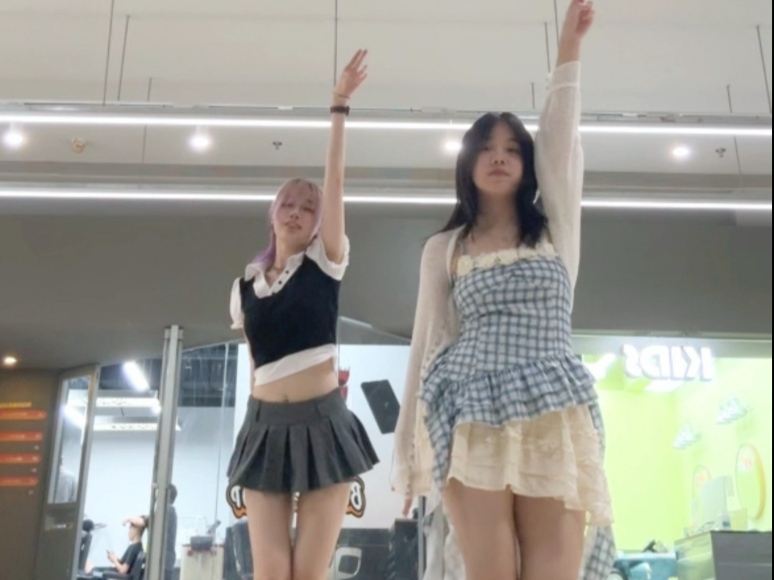 爱是四面高高的墙