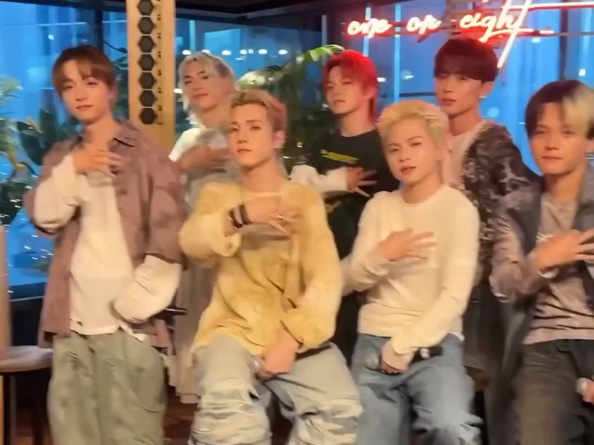 【1OR8】问询大家关于365studio live ver的意见