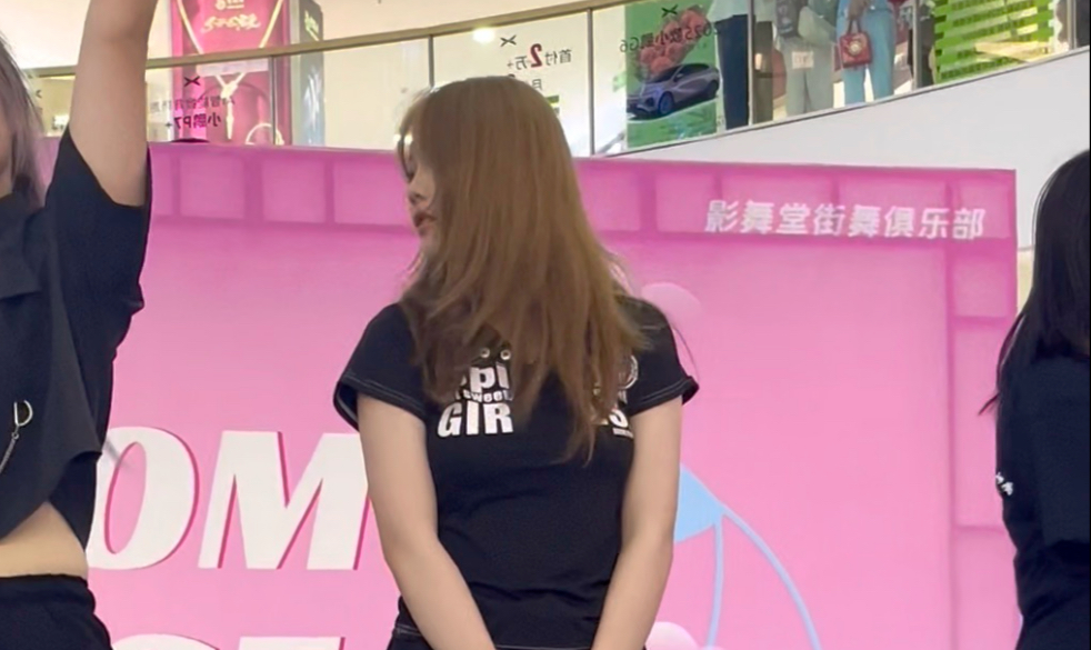 Wicked+famous路演直拍annie位