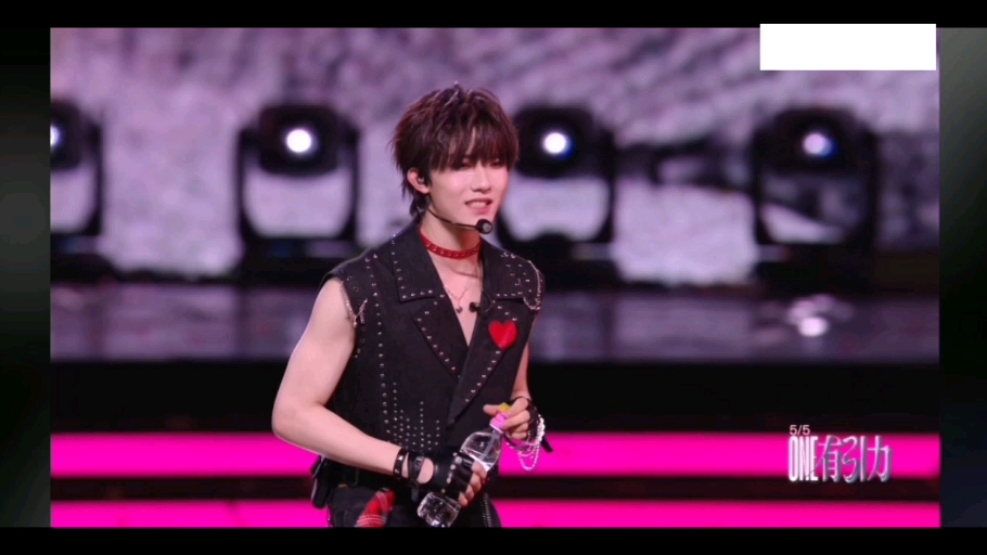 苏新皓纯情小狗！