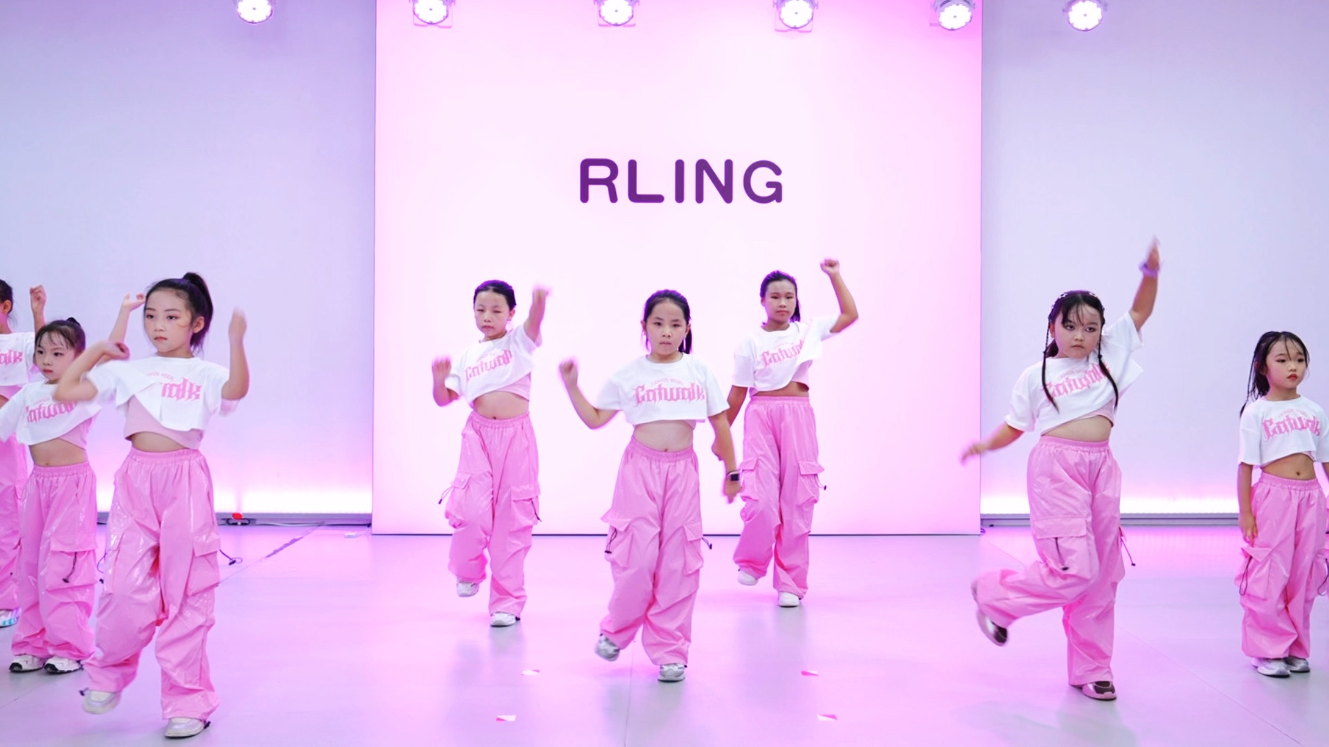 少儿爵士入门A班《BangBang》